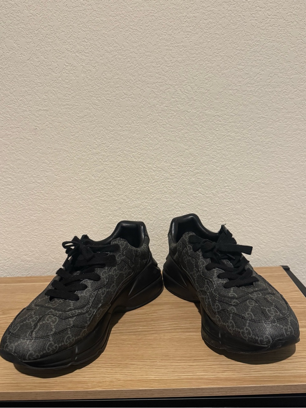 Black Gucci Rython Sneakers - Picture 2 of 4